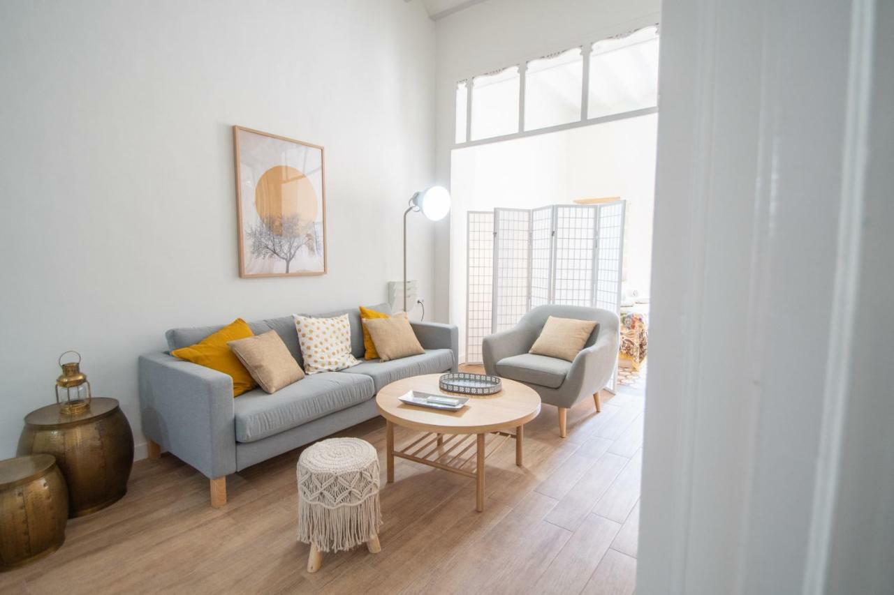 Musas De Apartament *
